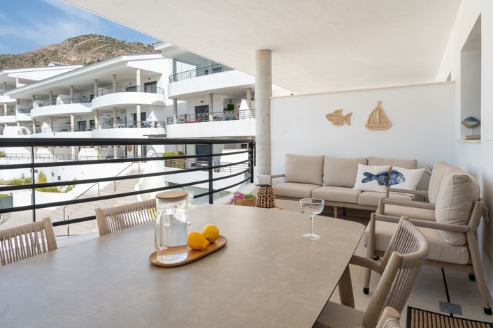 Image No.4-2 Bed House for sale