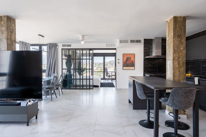Image No.17-2 Bed Flat for sale