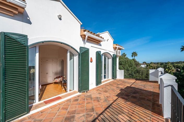 Image No.12-6 Bed Villa for sale