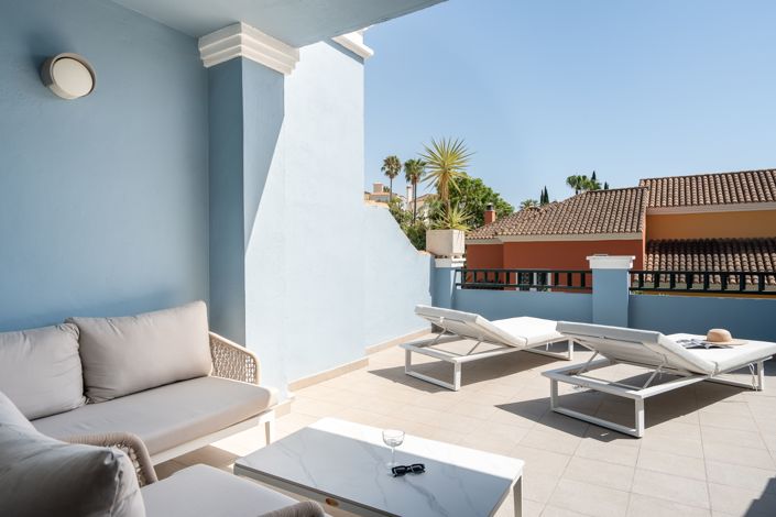 Image No.4-4 Bed Townhouse for sale