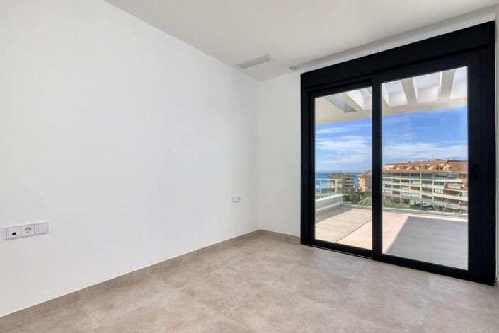 Image No.3-Penthouse de 2 chambres à vendre à Fuengirola
