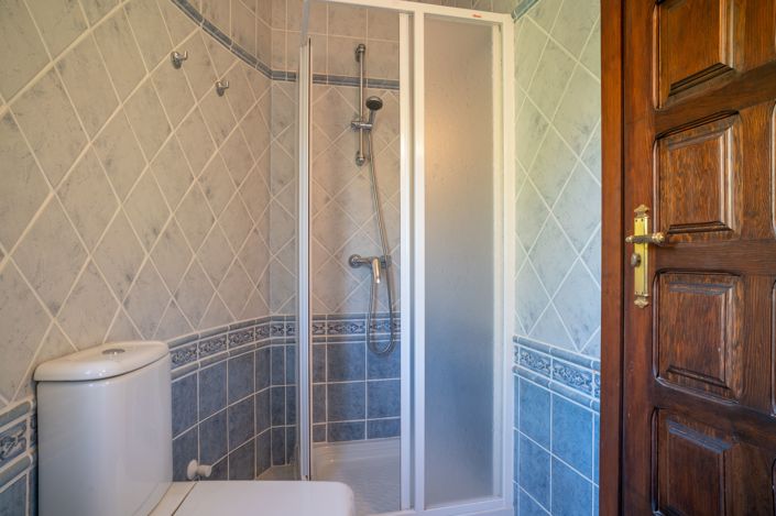 Image No.23-6 Bed Villa for sale