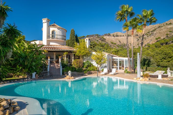 Image No.27-6 Bed Villa for sale