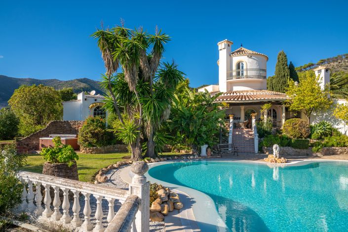 Image No.28-6 Bed Villa for sale