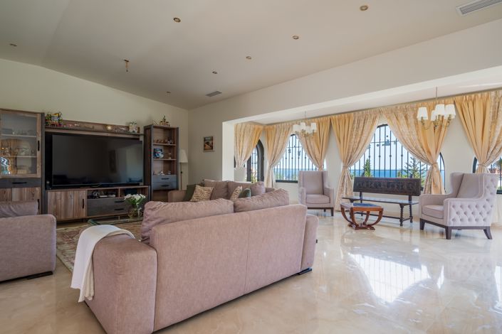 Image No.25-4 Bed Villa for sale