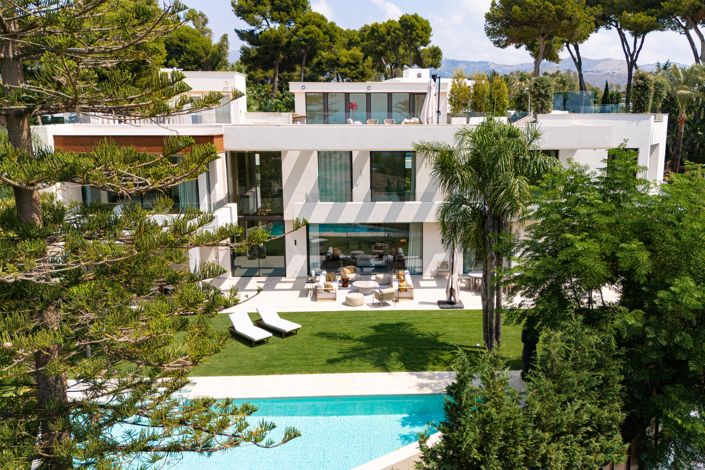 Image No.10-5 Bed Villa for sale