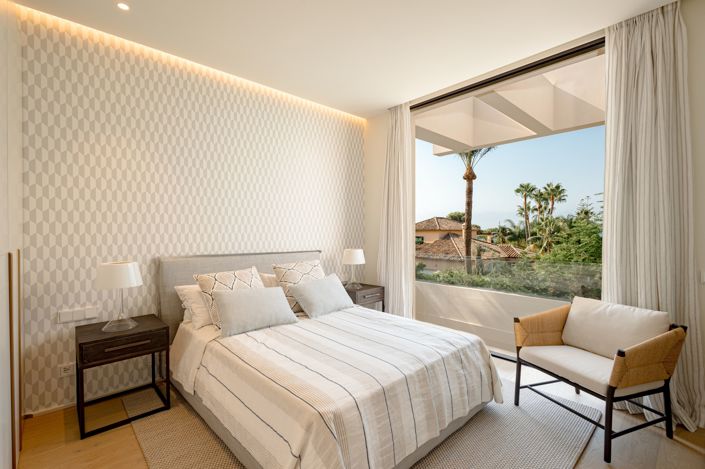 Image No.30-5 Bed Villa for sale
