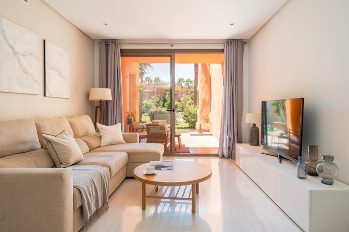 Image No.2-Appartement de 2 chambres à vendre à Estepona