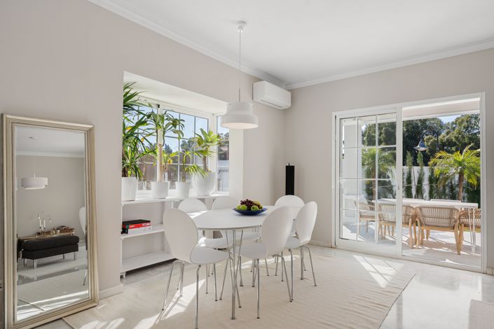 Image No.16-4 Bed House for sale