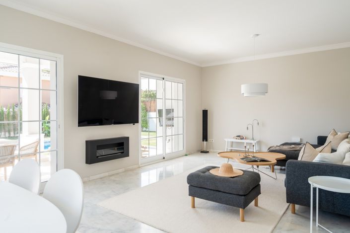 Image No.19-4 Bed House for sale