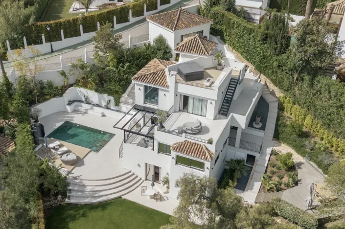 Image No.3-5 Bed Villa for sale