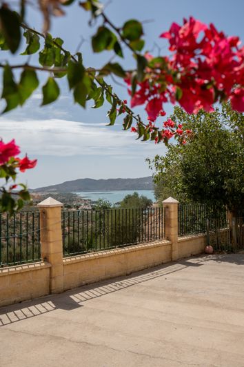 Image No.10-4 Bed Finca for sale