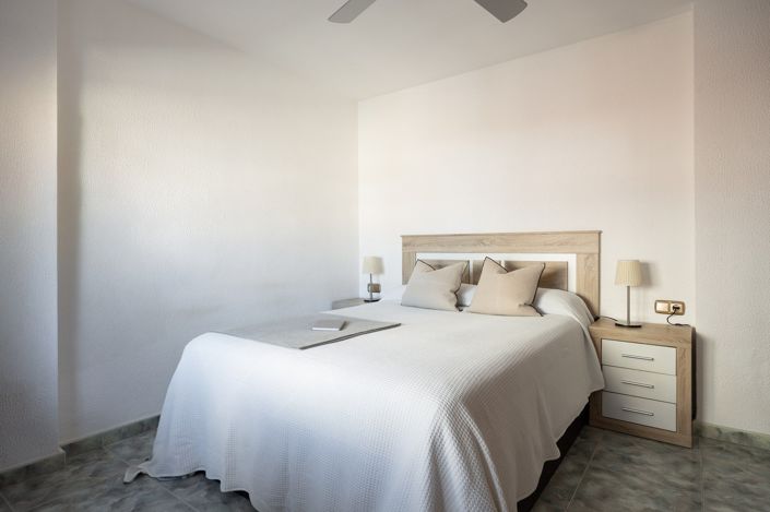 Image No.11-3 Bed Apartment for sale