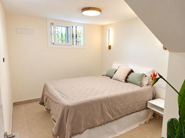 Image No.5-5 Bed Villa for sale