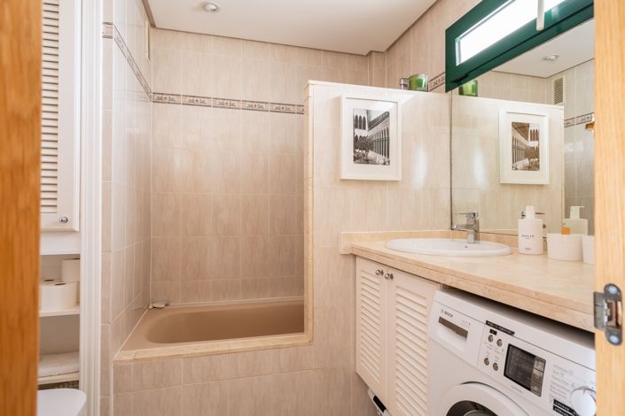 Image No.18-2 Bed Apartment for sale