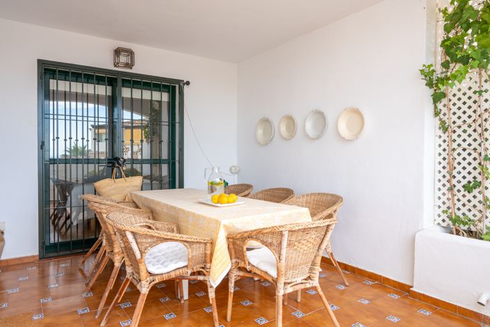 Image No.22-2 Bed Apartment for sale
