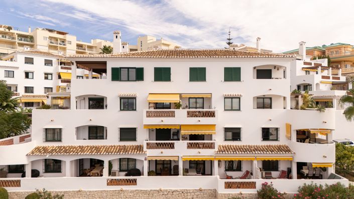 Image No.28-2 Bed Apartment for sale