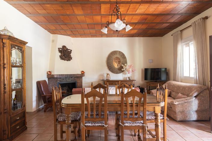 Image No.24-3 Bed Finca for sale