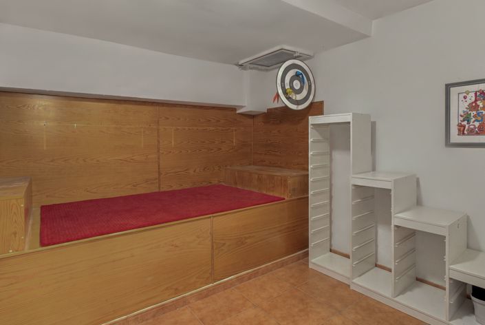 Image No.25-3 Bed House for sale