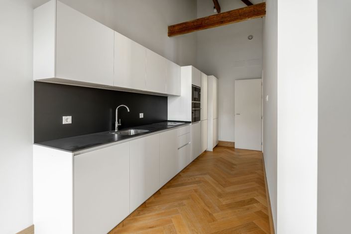 Image No.21-1 Bed Apartment for sale