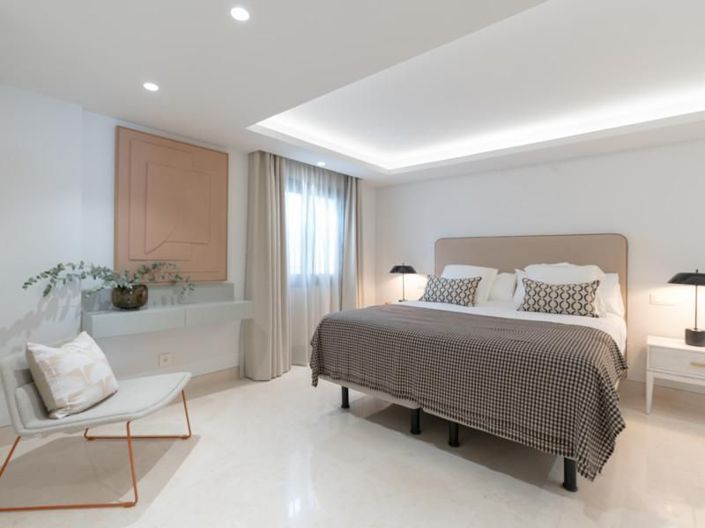 Image No.29-5 Bed House for sale