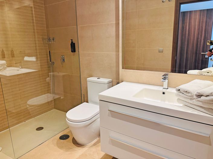 Image No.12-3 Bed Apartment for sale