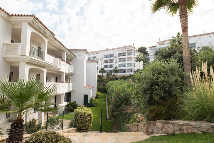 Image No.20-2 Bed Apartment for sale