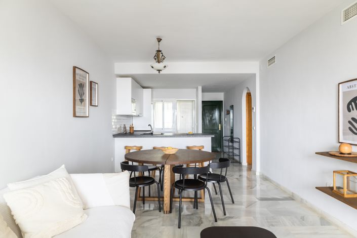 Image No.26-2 Bed Apartment for sale