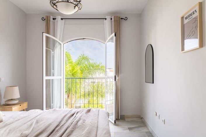 Image No.28-2 Bed Apartment for sale