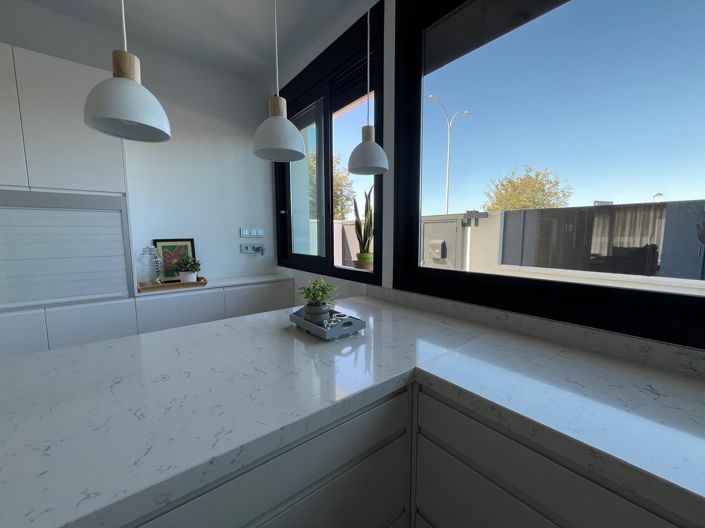 Image No.11-3 Bed House for sale