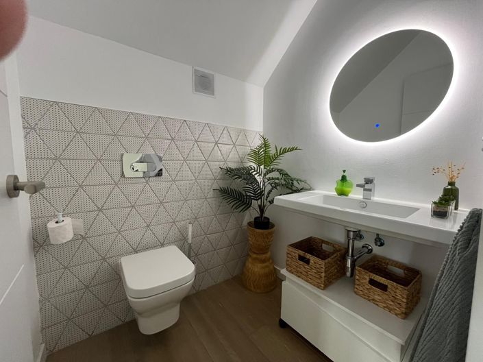 Image No.18-3 Bed House for sale