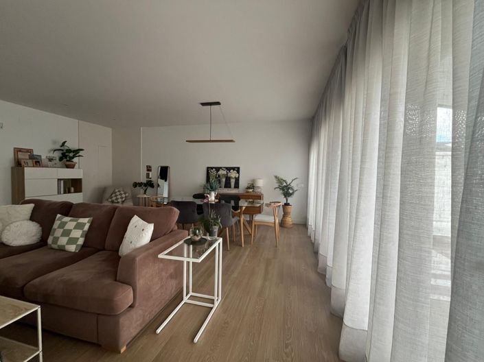 Image No.30-3 Bed House for sale