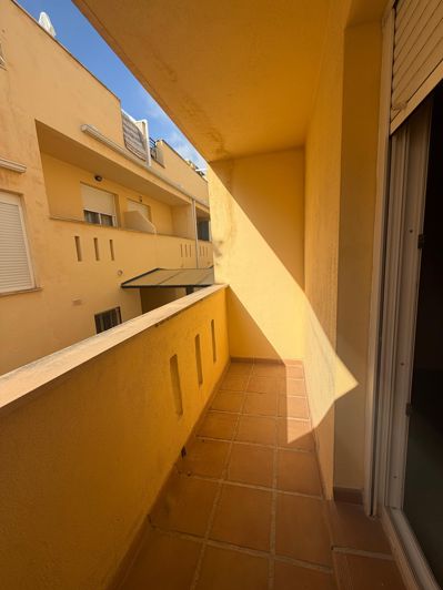 Image No.16-3 Bed House for sale