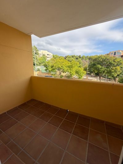 Image No.19-3 Bed House for sale