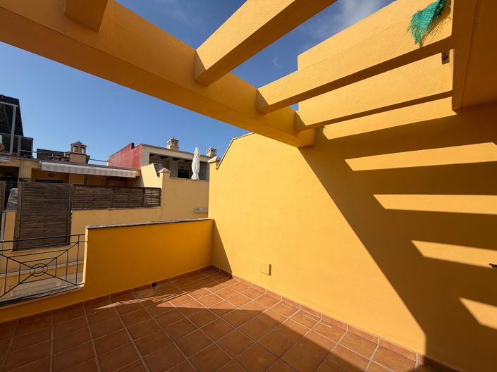 Image No.28-3 Bed House for sale