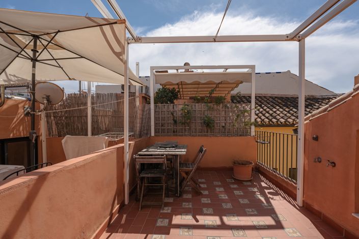 Image No.16-1 Bed Penthouse for sale