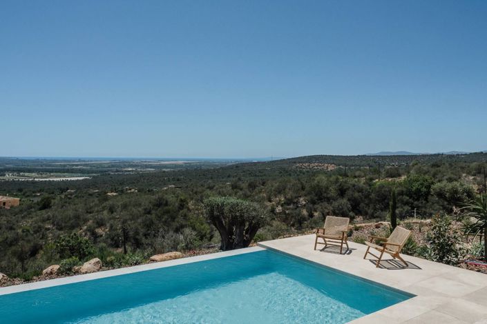 Image No.21-4 Bed House for sale