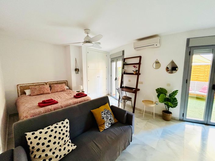 Image No.4-1 Bed Studio for sale