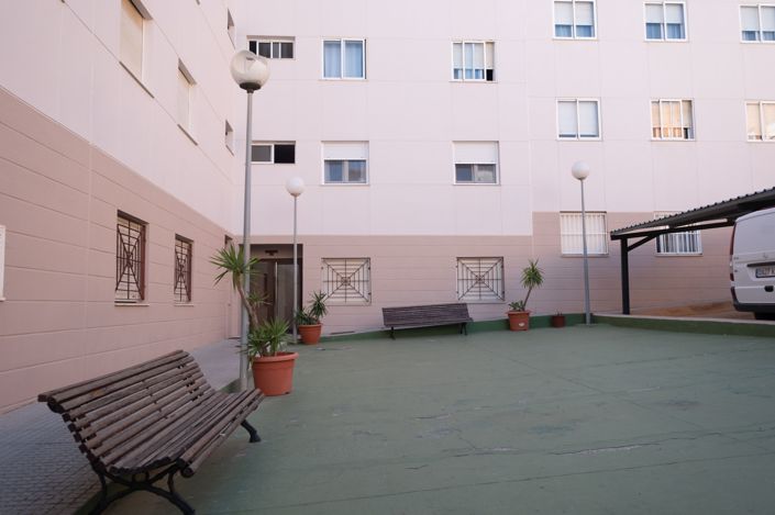 Image No.9-2 Bed Apartment for sale