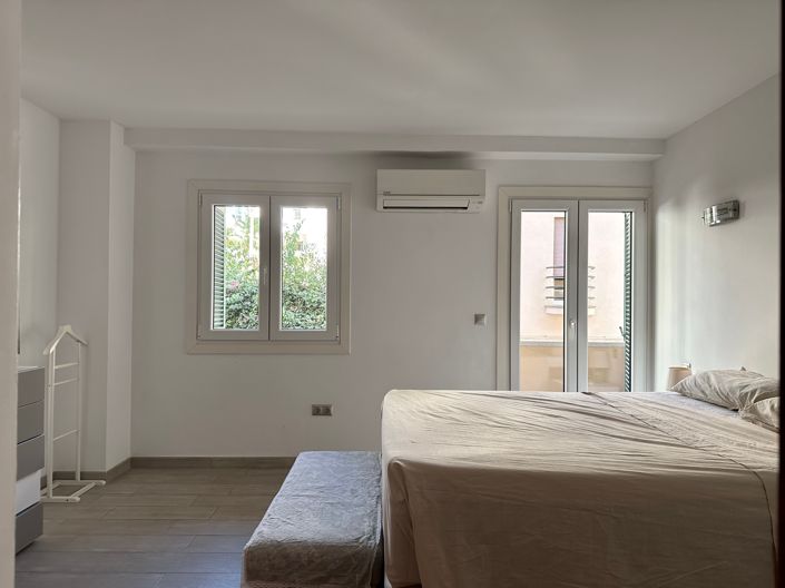 Image No.12-3 Bed Apartment for sale