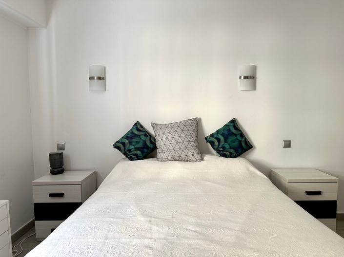 Image No.17-3 Bed Apartment for sale