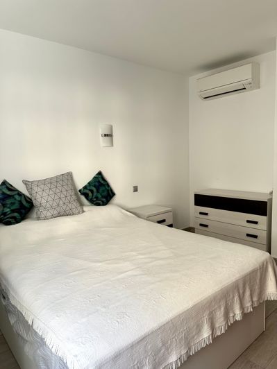 Image No.19-3 Bed Apartment for sale