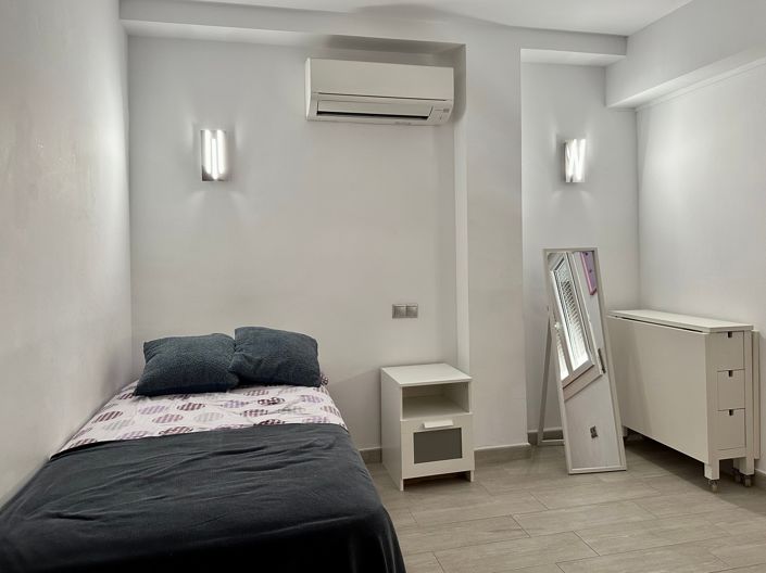 Image No.21-3 Bed Apartment for sale