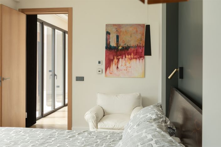 Image No.25-4 Bed House for sale