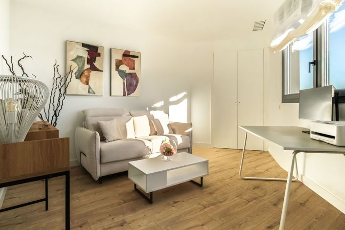 Image No.20-4 Bed Apartment for sale