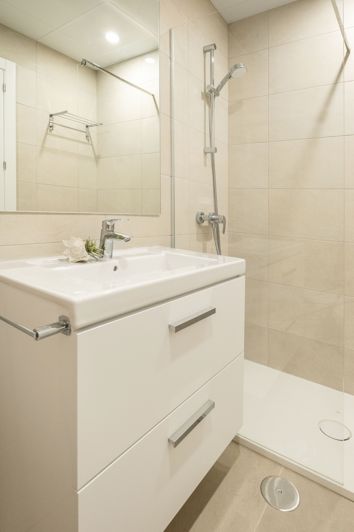 Image No.22-4 Bed Apartment for sale