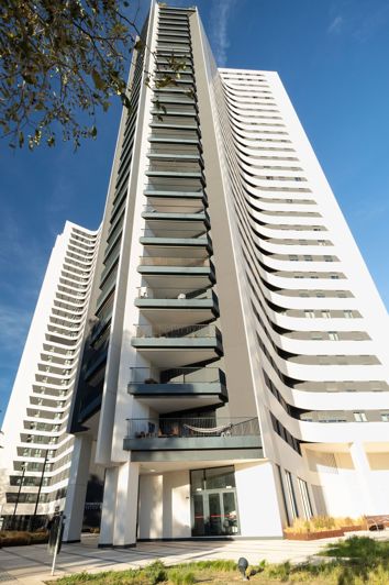 Image No.24-4 Bed Apartment for sale