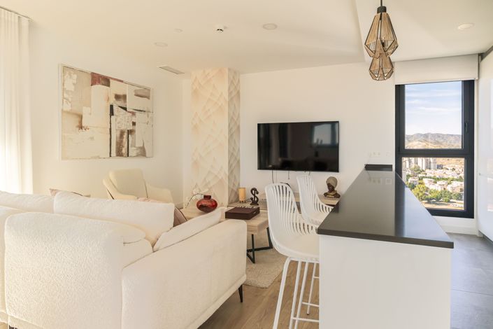 Image No.8-4 Bed Apartment for sale