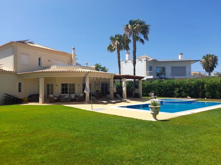 Image No.3-Villa de 4 chambres à vendre à Loule
