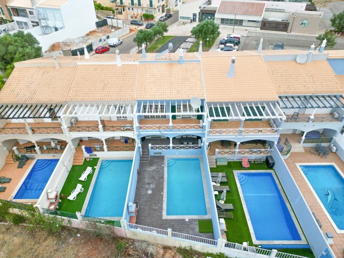 Image No.42-5 Bed Townhouse for sale